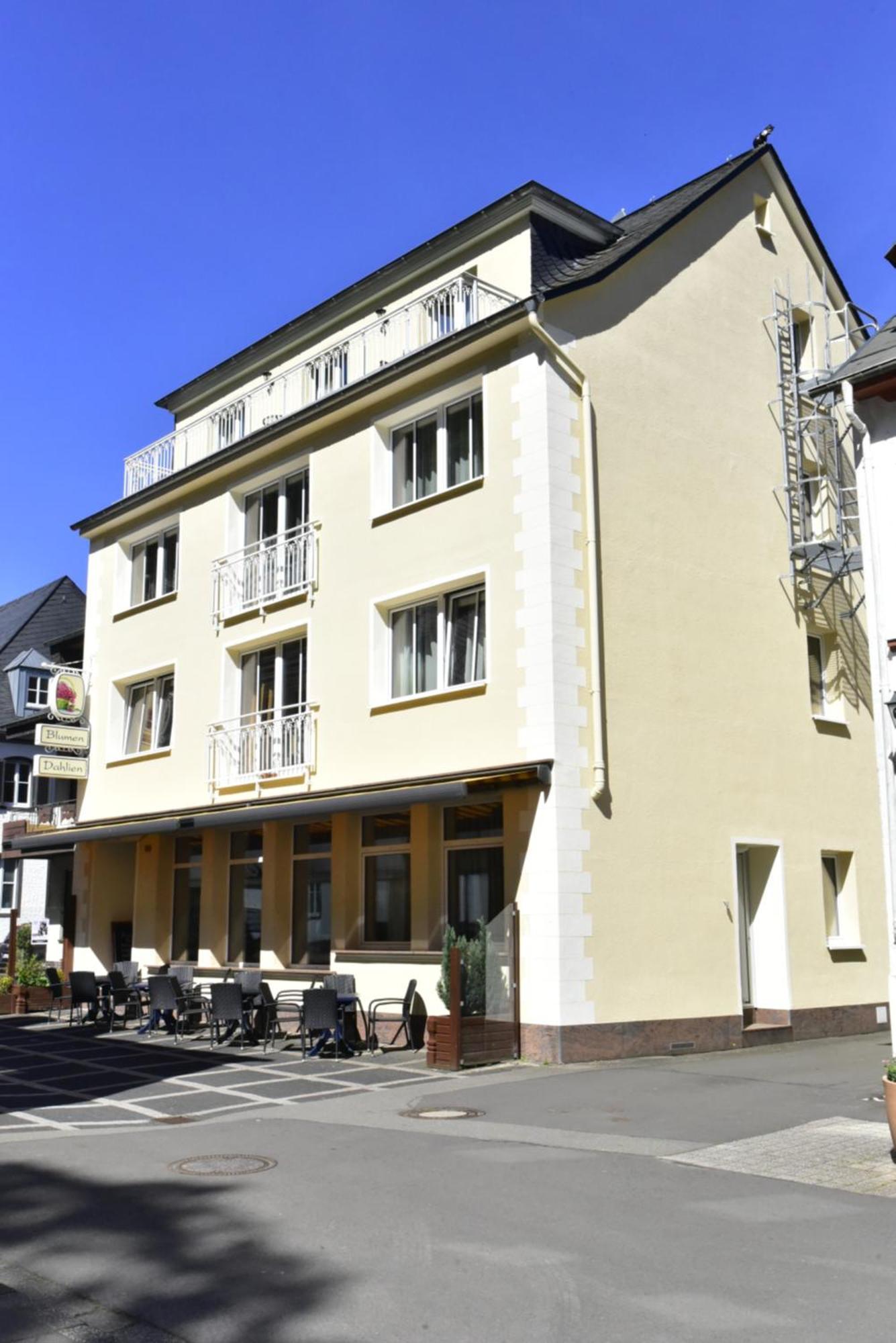 Posthotel Bad Bertrich Exterior photo